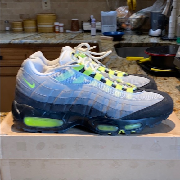 nike air max 95 neon green